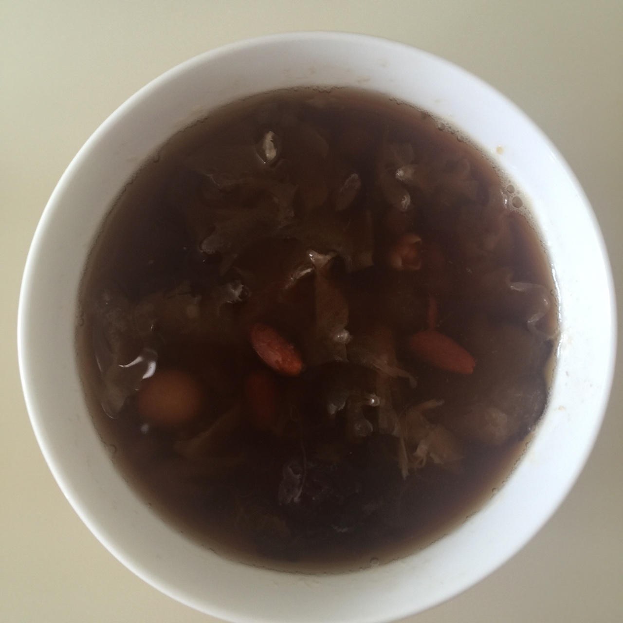 大姨妈之后的一个星期内食用，保证你满脸的胶原蛋白！