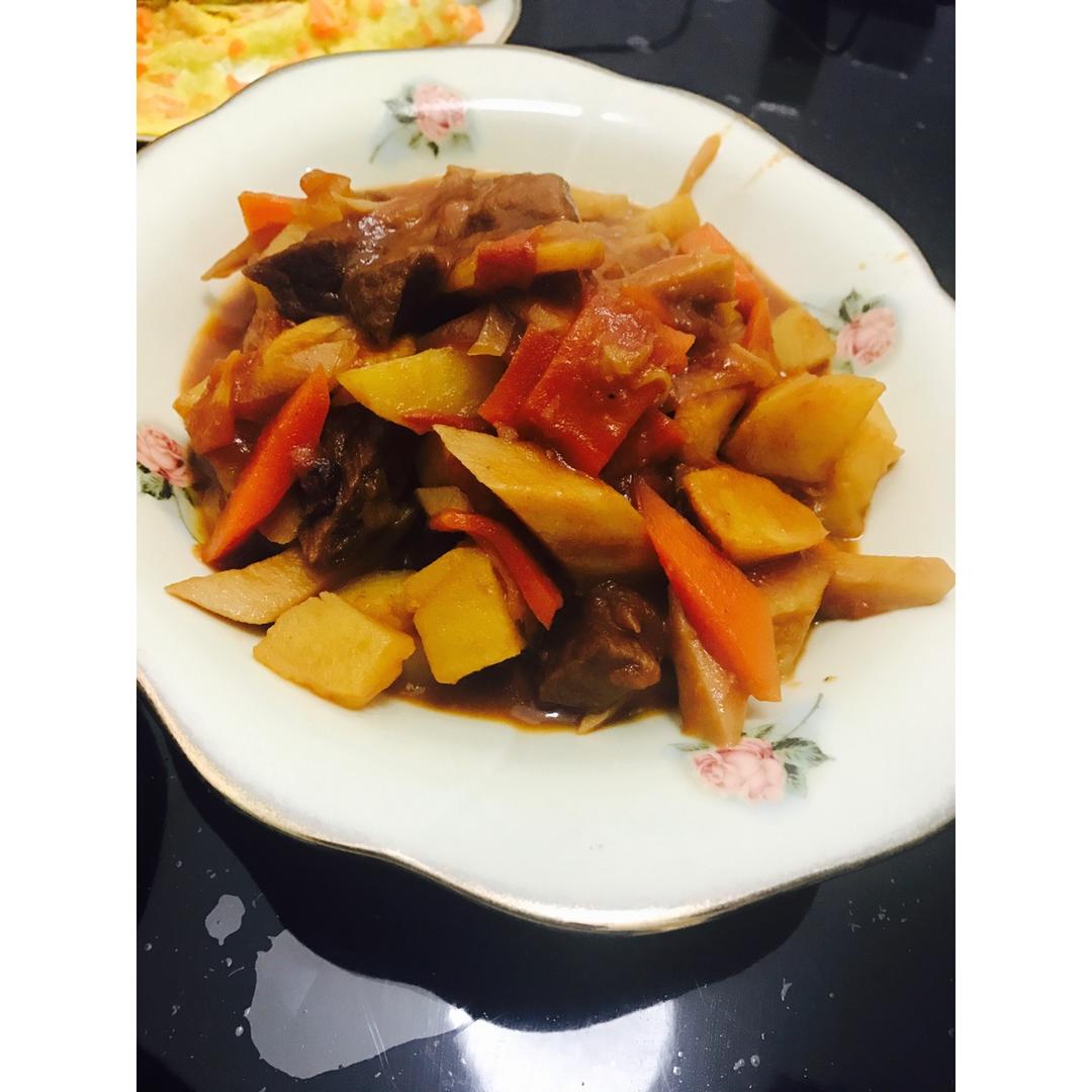 土豆炖牛肉