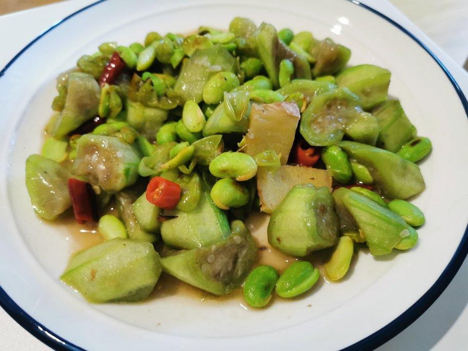 江南春天之丝瓜炒毛豆