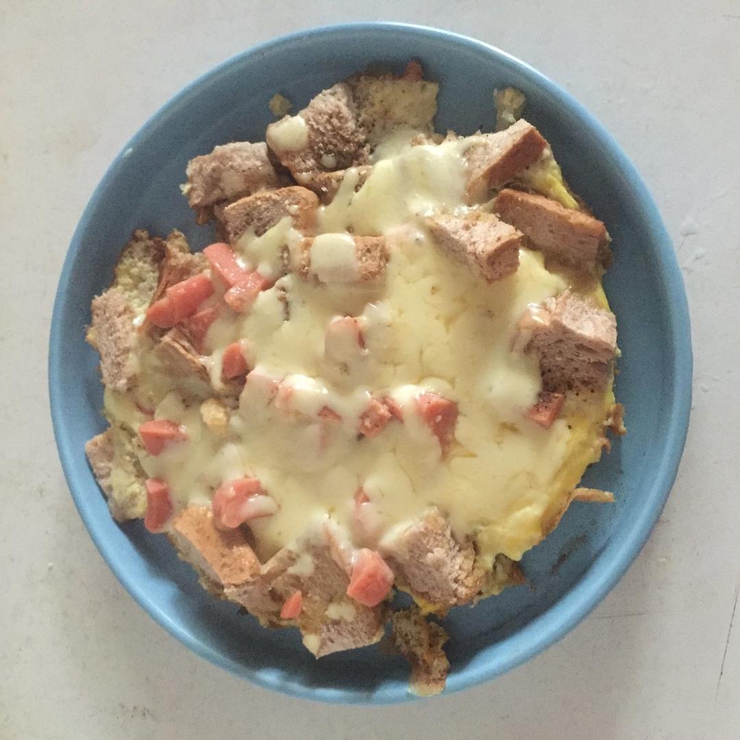 无烤箱的平底锅蛋底披萨