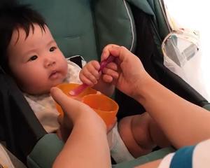 五个月宝宝辅食（西红柿泥）的做法 步骤13