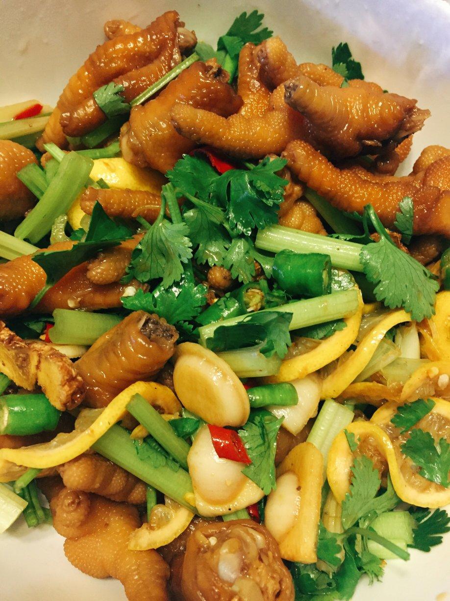 网红柠檬酸辣鸡爪