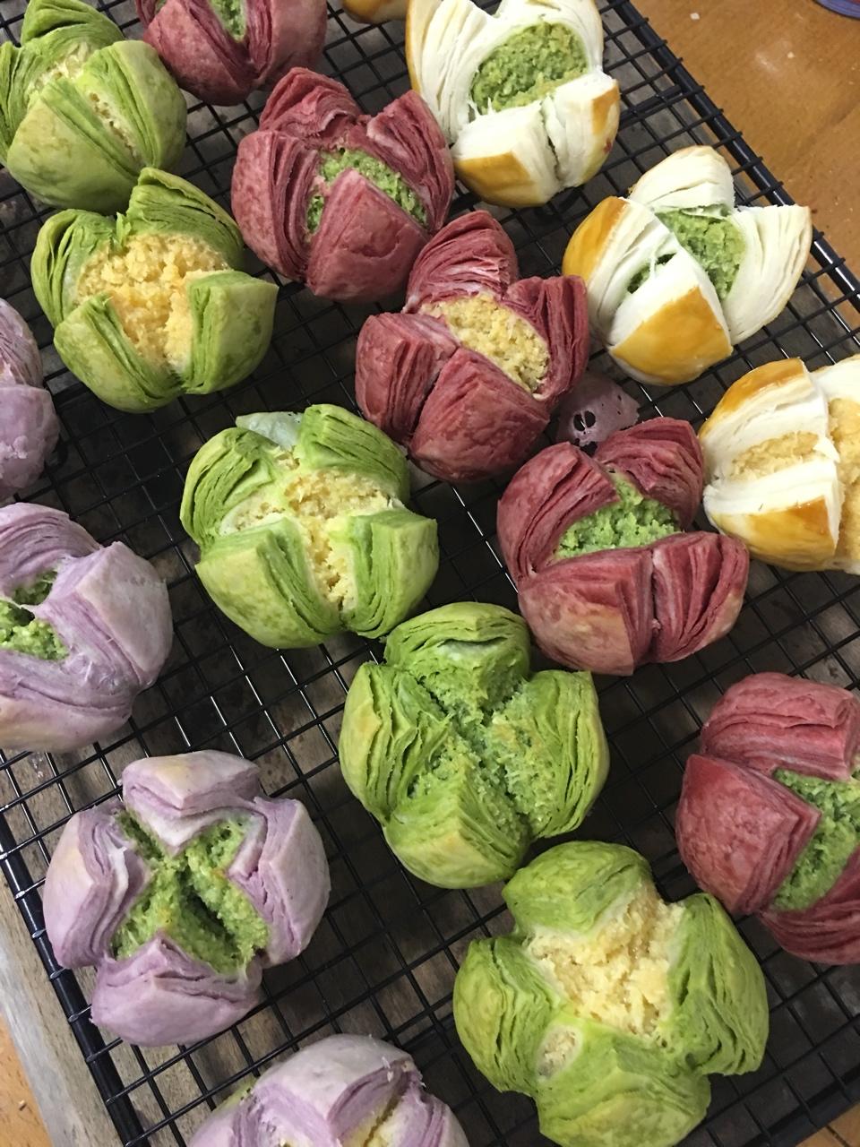 花开富贵之四种口味的椰蓉开口酥