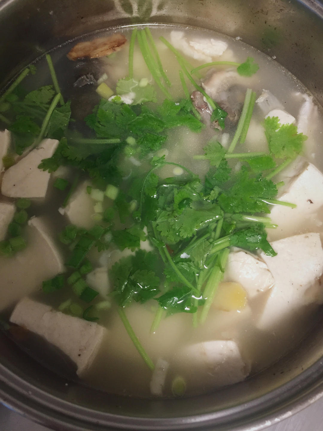 鱼头豆腐汤