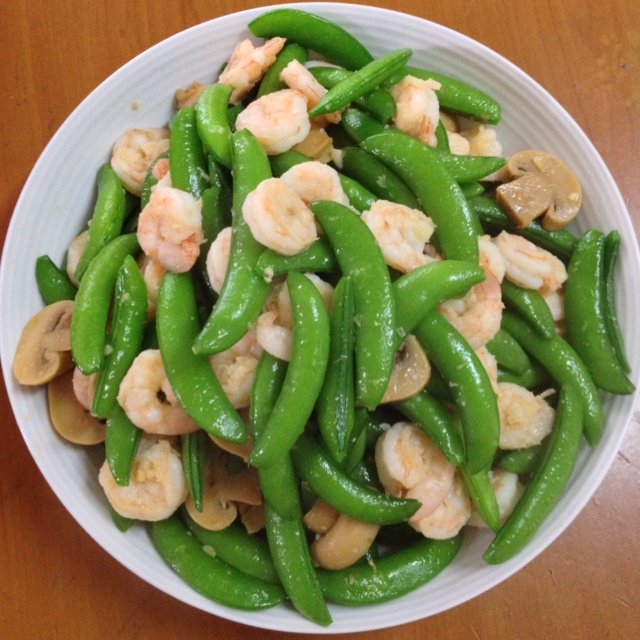 老人家-1做的豌豆炒虾仁