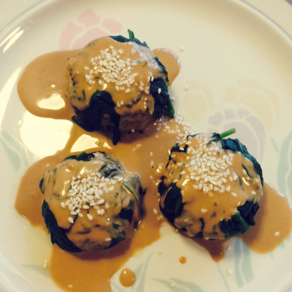 麻酱拌花生菠菜