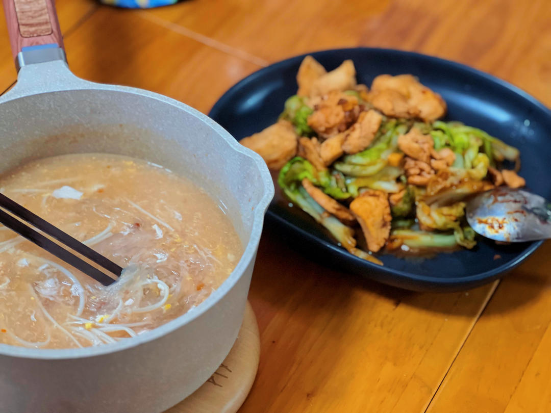 包菜炒肉