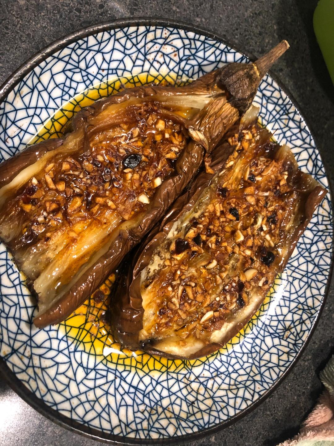 CC招牌菜销魂烤茄子，百吃不厌！