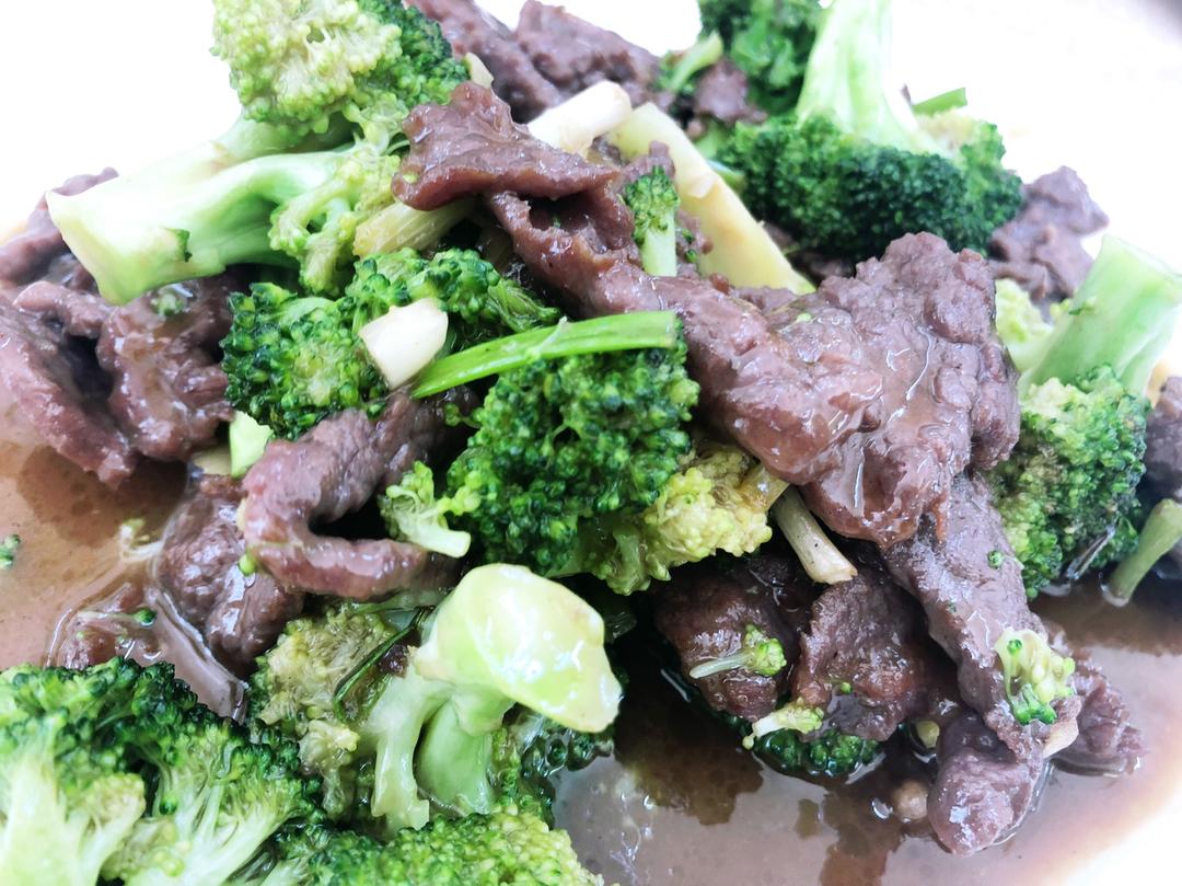 西兰花炒牛肉（嫩牛肉腌制方法）的做法