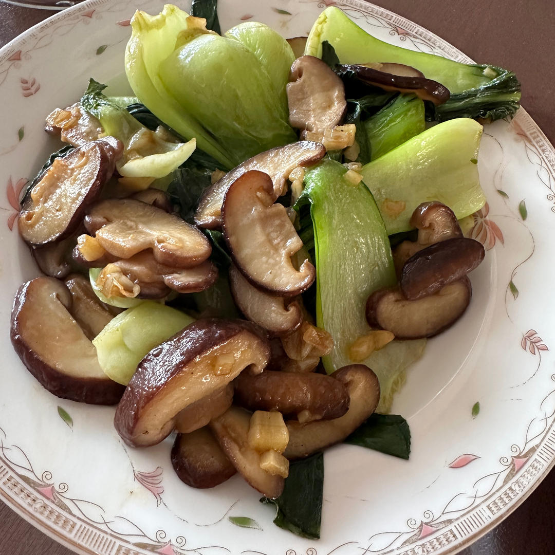 比肉还好吃的——蚝油香菇油菜