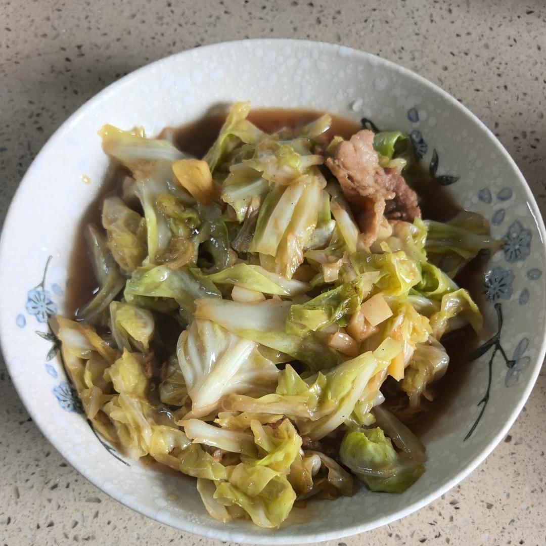 手撕包菜（五花肉版，又简单又下饭）
