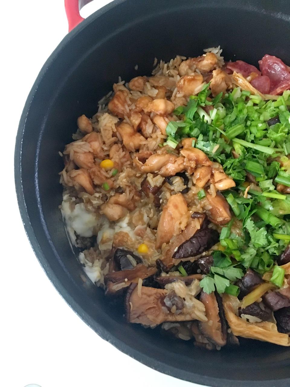 香肠煲仔饭