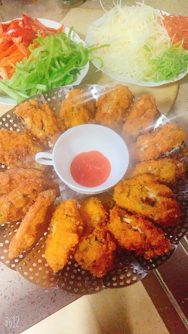 【鸡翅三吃】
黄金面包糠炸鸡翅