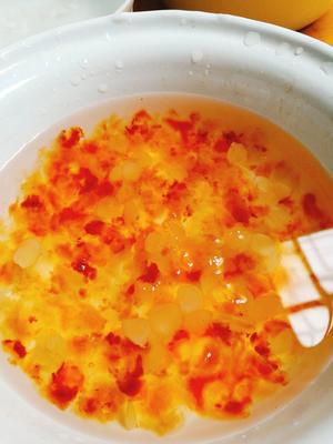金银耳蔓越莓雪燕桃胶皂角米枸杞羹的做法 步骤3