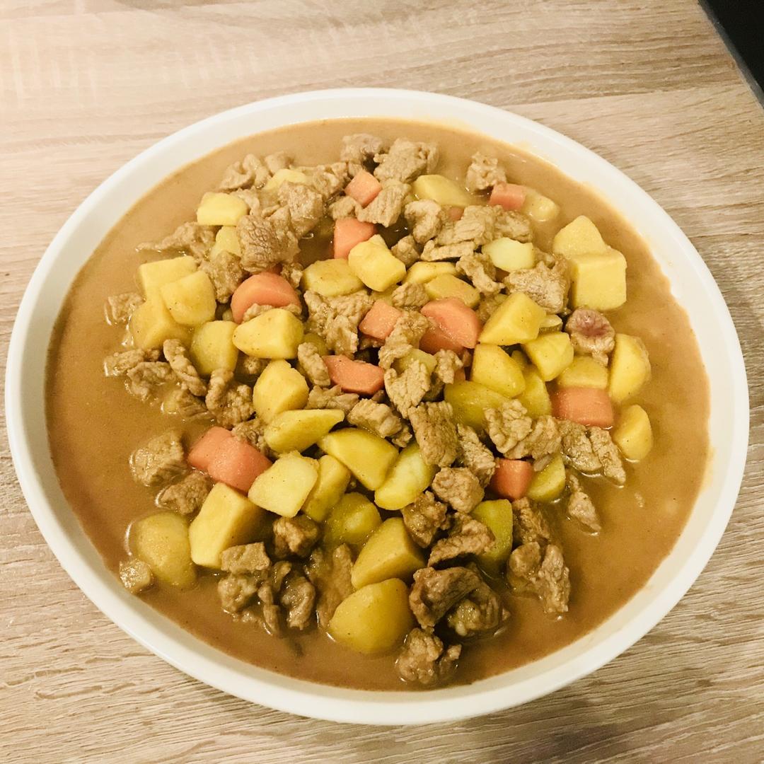 咖喱土豆炖鸡块(咖喱粉家常版)
