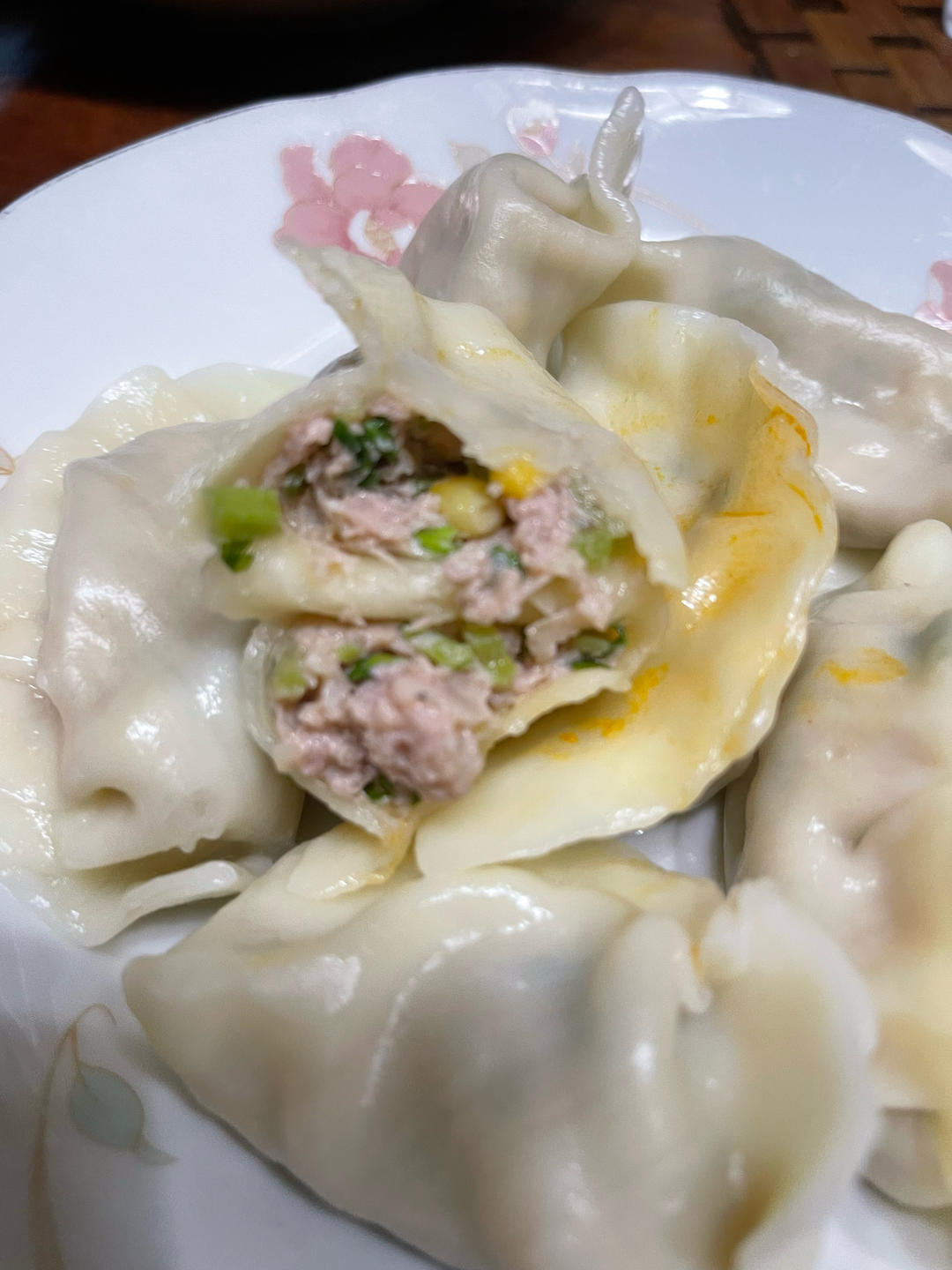 经典芹菜猪肉馅(不是经典我不发)