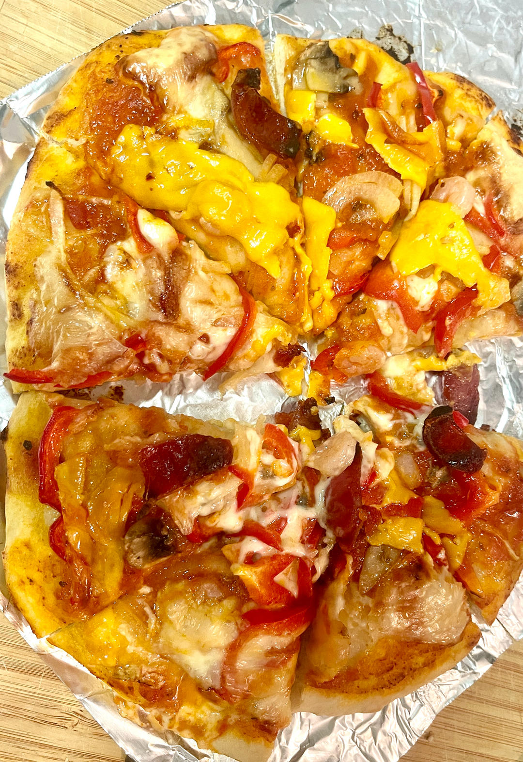 8寸纯手工什锦披萨