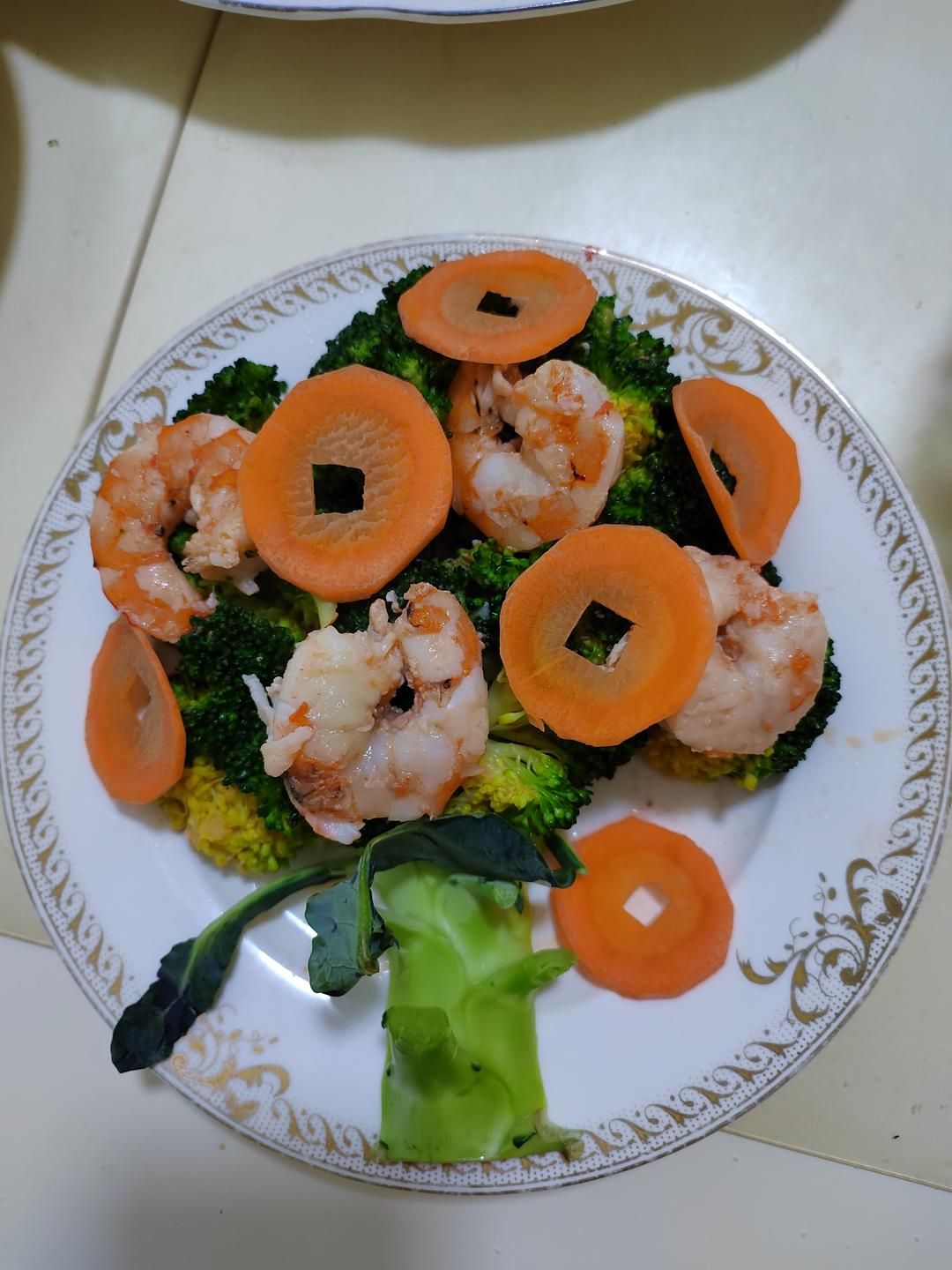 新年菜肴——发财树