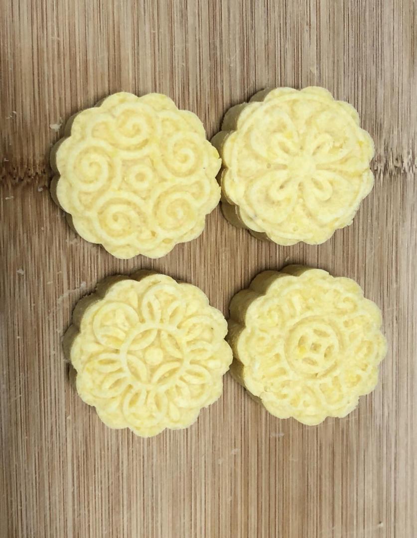 入口即化奶香味十足绿豆糕