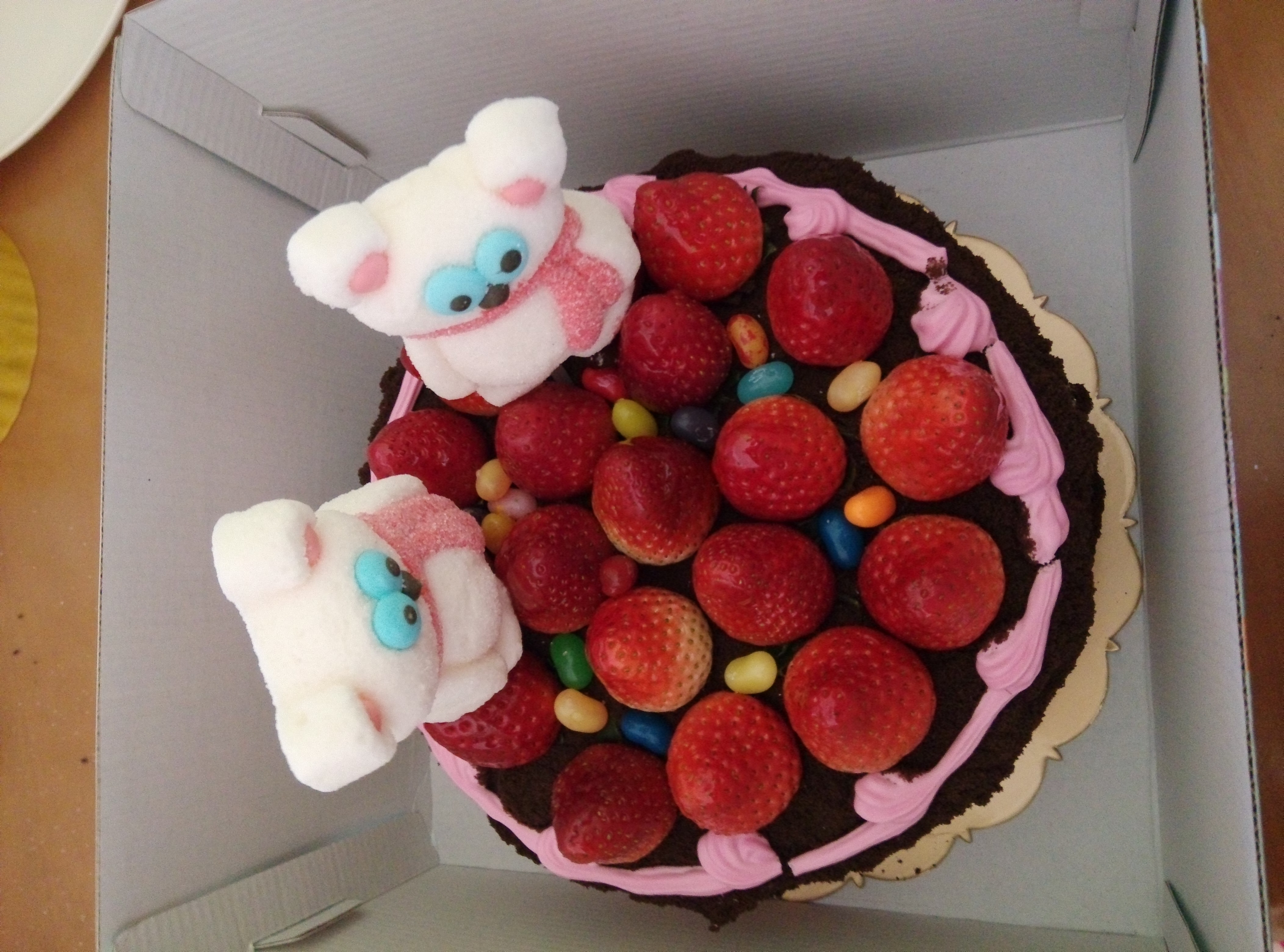 草莓黑森林蛋糕