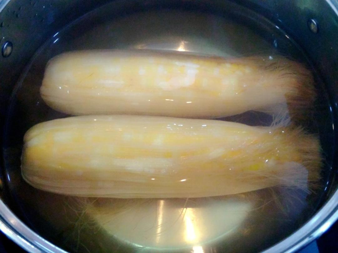 正确煮玉米的方法