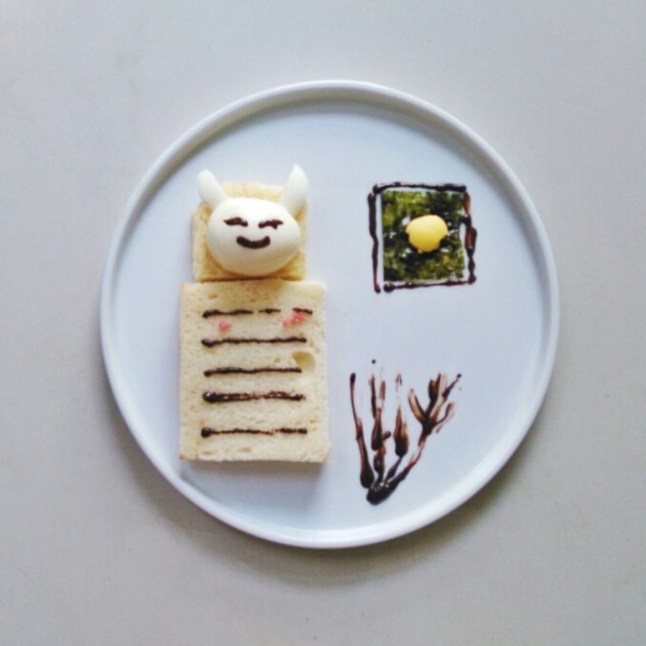 创意早餐(土司鸡蛋)