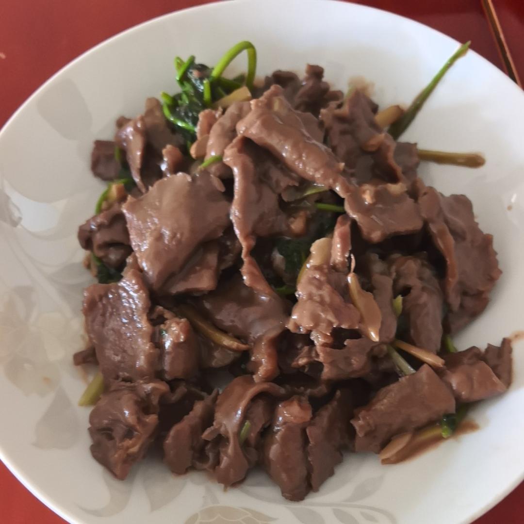 香菜炒牛肉