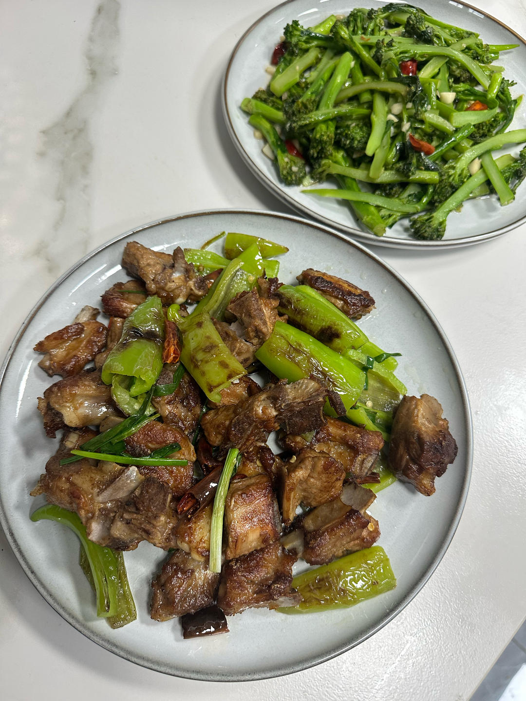 双椒煎排骨