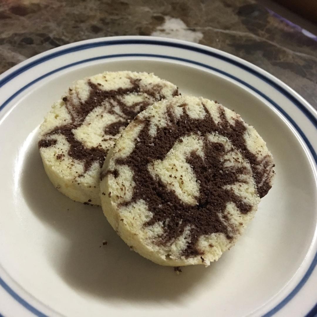 可可旋风蛋糕卷（视频）
