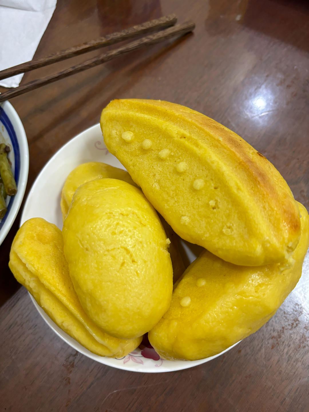 玉米面贴饼(棒子面干粮)