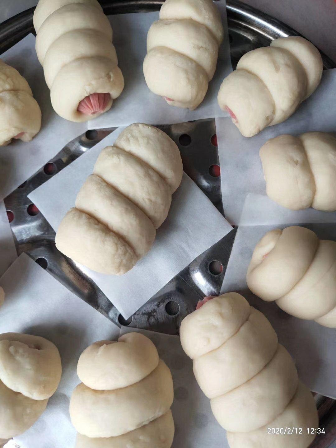一次发酵迷你香肠小面包卷