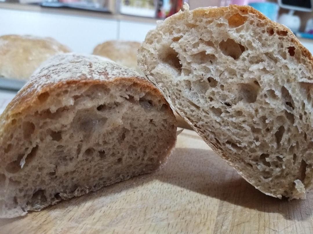 香脆健康的全麦法棍Whole Wheat Baguette