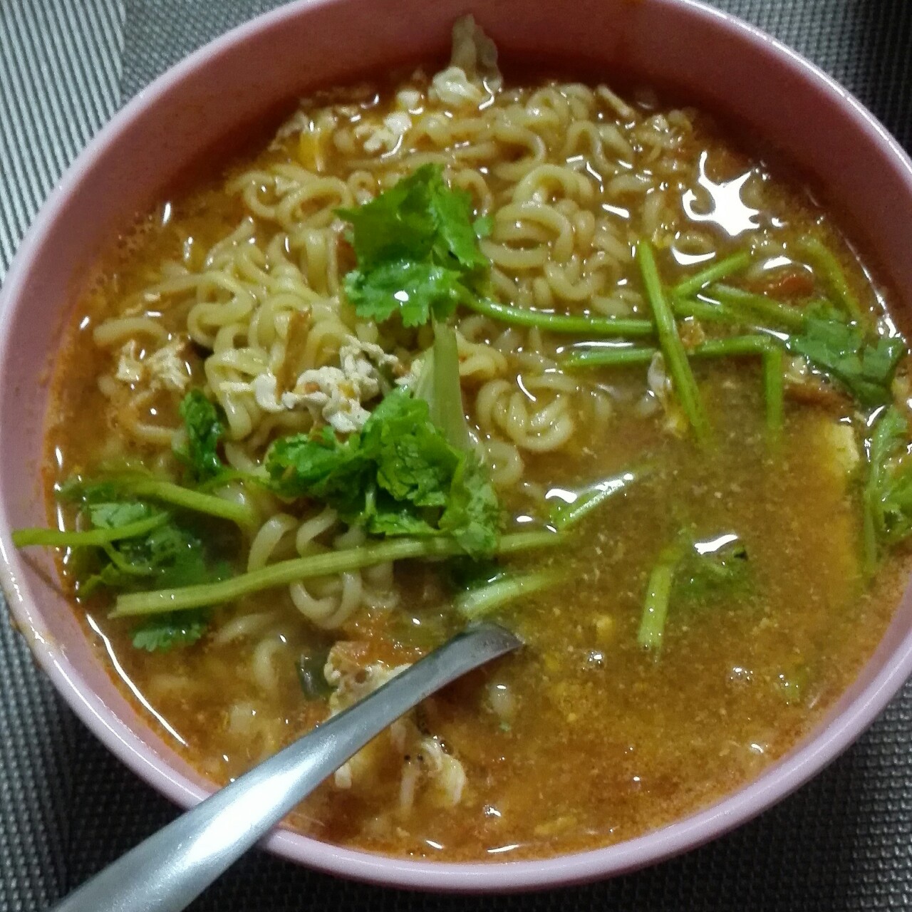 深夜泡面