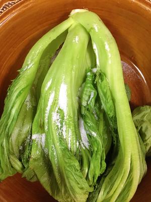 自制小坛酸菜，酸菜鱼的绝佳伴侣的做法 步骤3