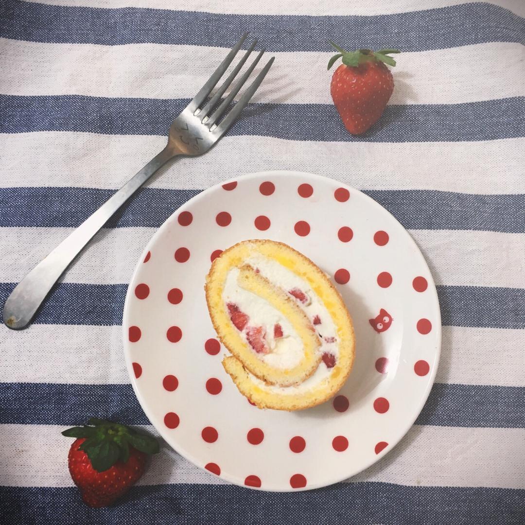 戚风奶油蛋糕卷