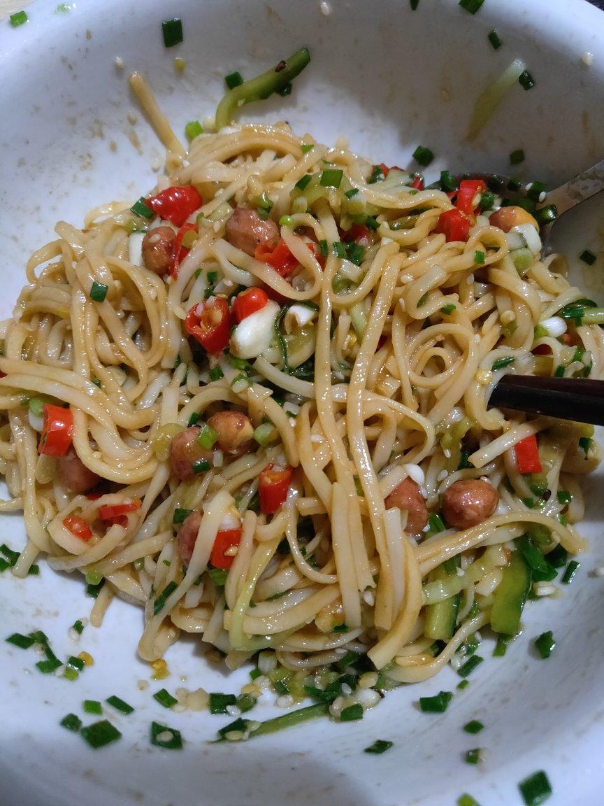 巨好吃㊙️酸辣凉拌面❗️十分钟搞定，简单快手❗️