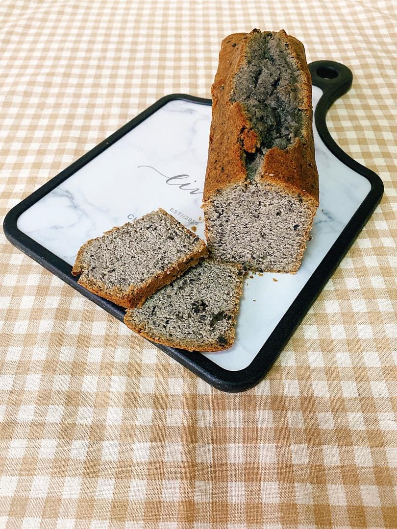黑芝麻胖胖糕（磅蛋糕）