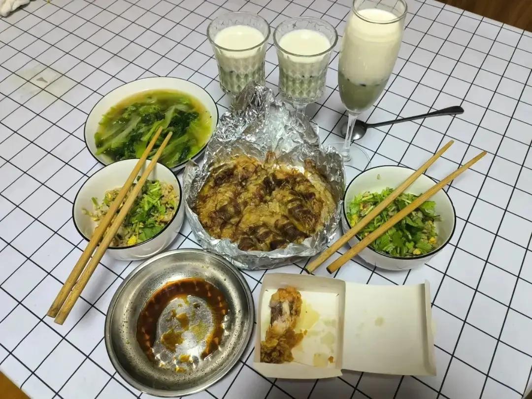 巨简单，清凉爽口的蜜豆抹茶冻撞奶