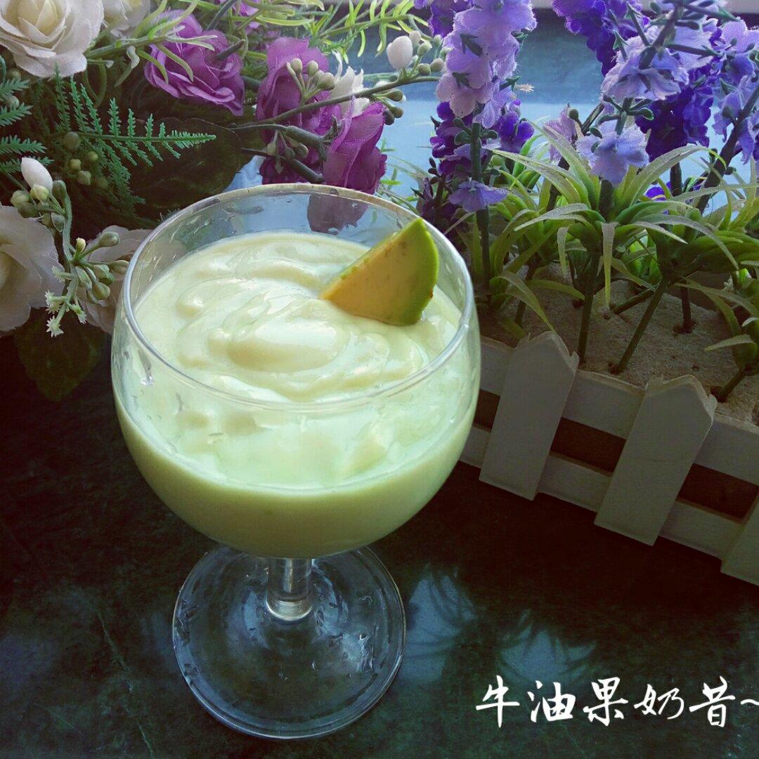 牛油果酸奶