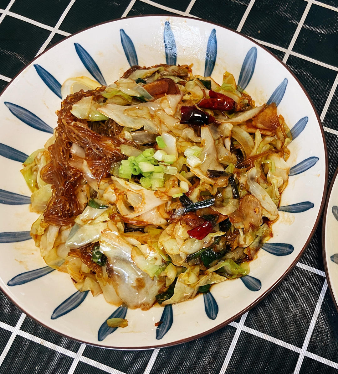 包菜炒粉丝