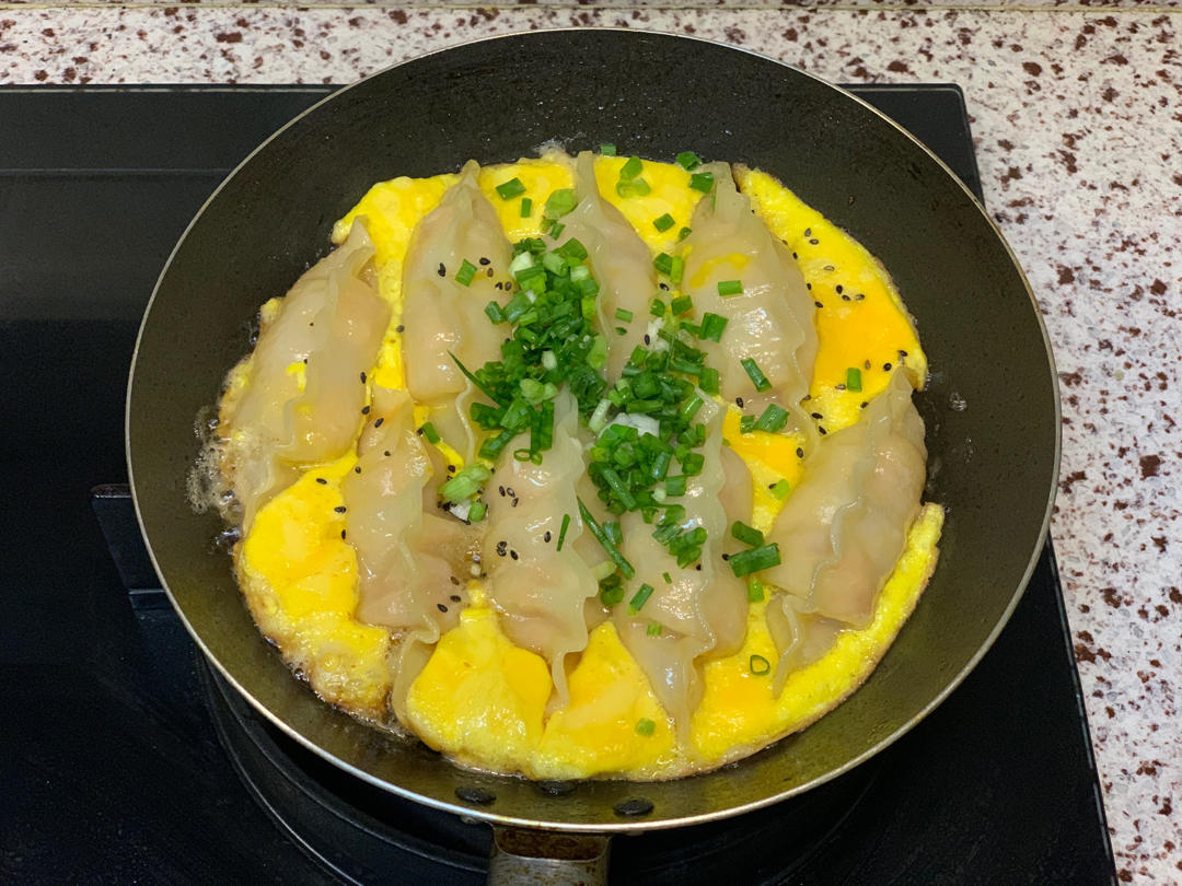 懒人快手抱蛋煎饺