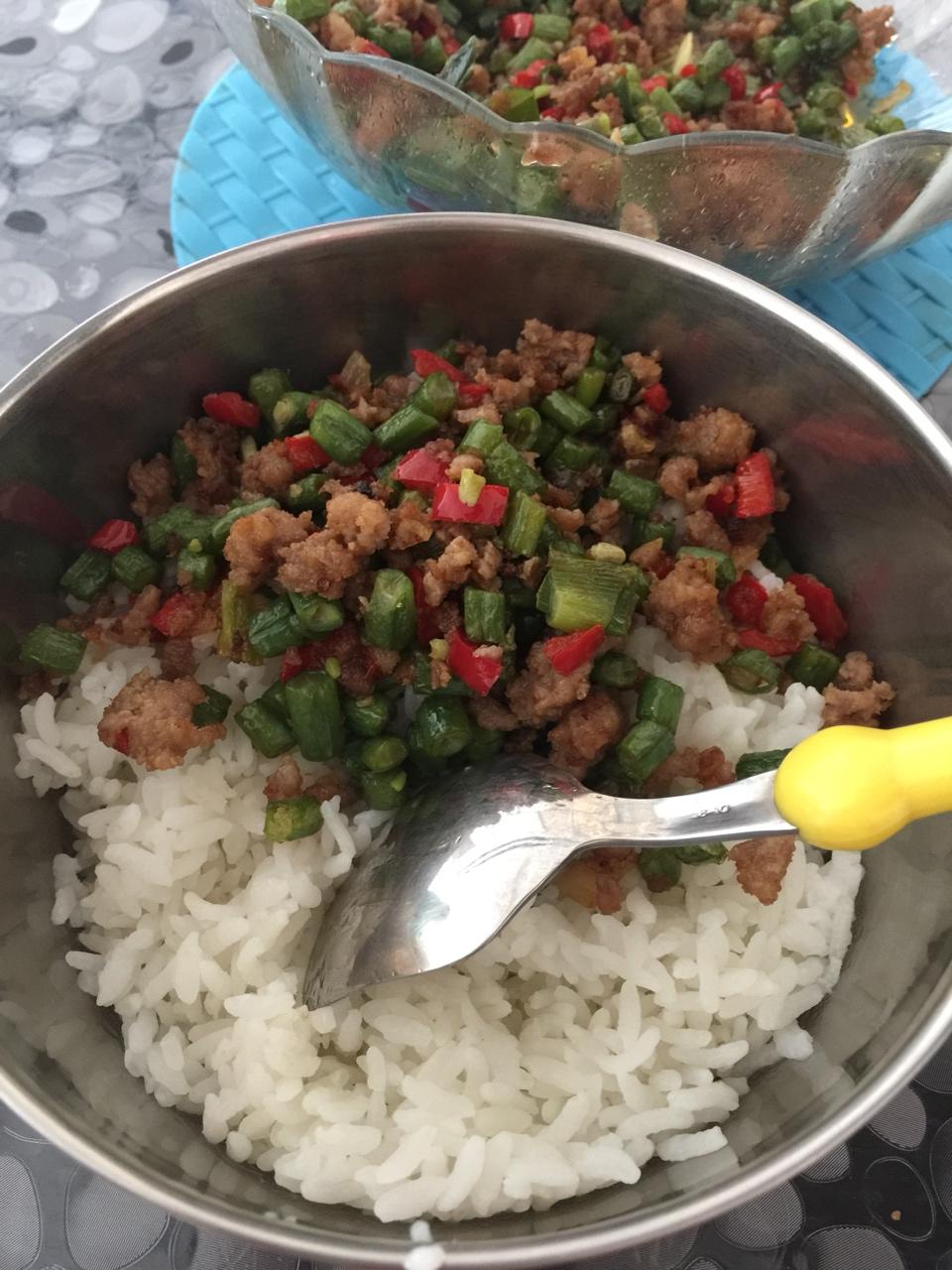 肉沫豆角下饭菜