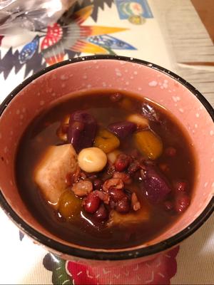 初中生健康宵夜食谱：红豆紫薯🍠南瓜🎃芋圆🍡汤的做法 步骤10