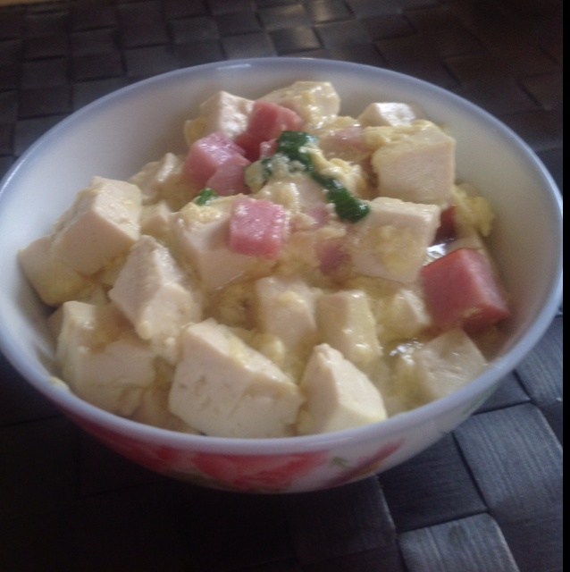 蛋包豆腐丁
