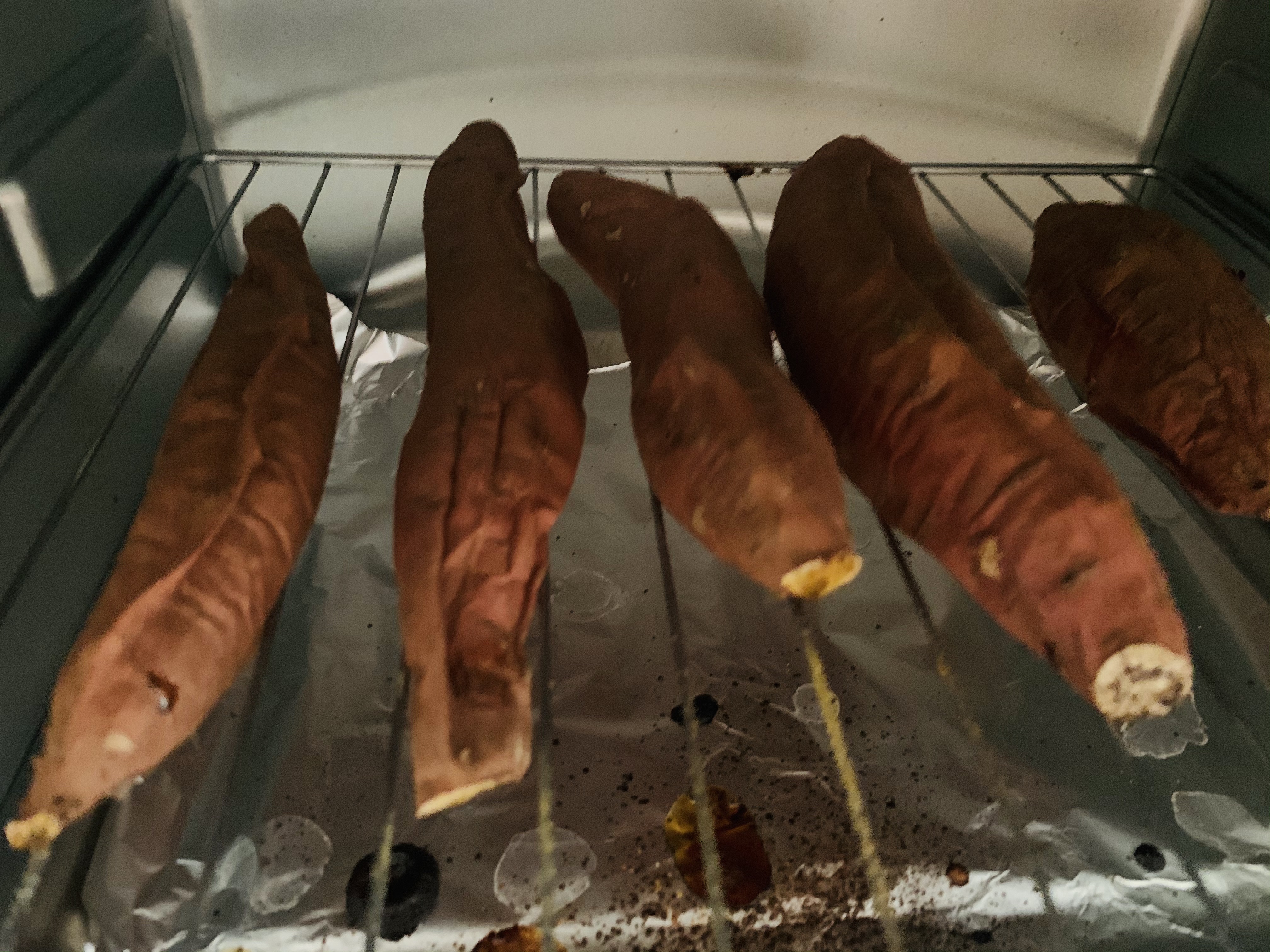烤地瓜也叫烤红薯烤箱版的做法 步骤2