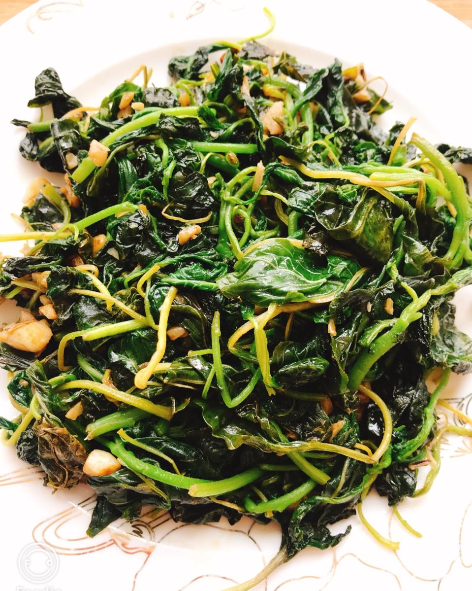 蒜炒红苋菜