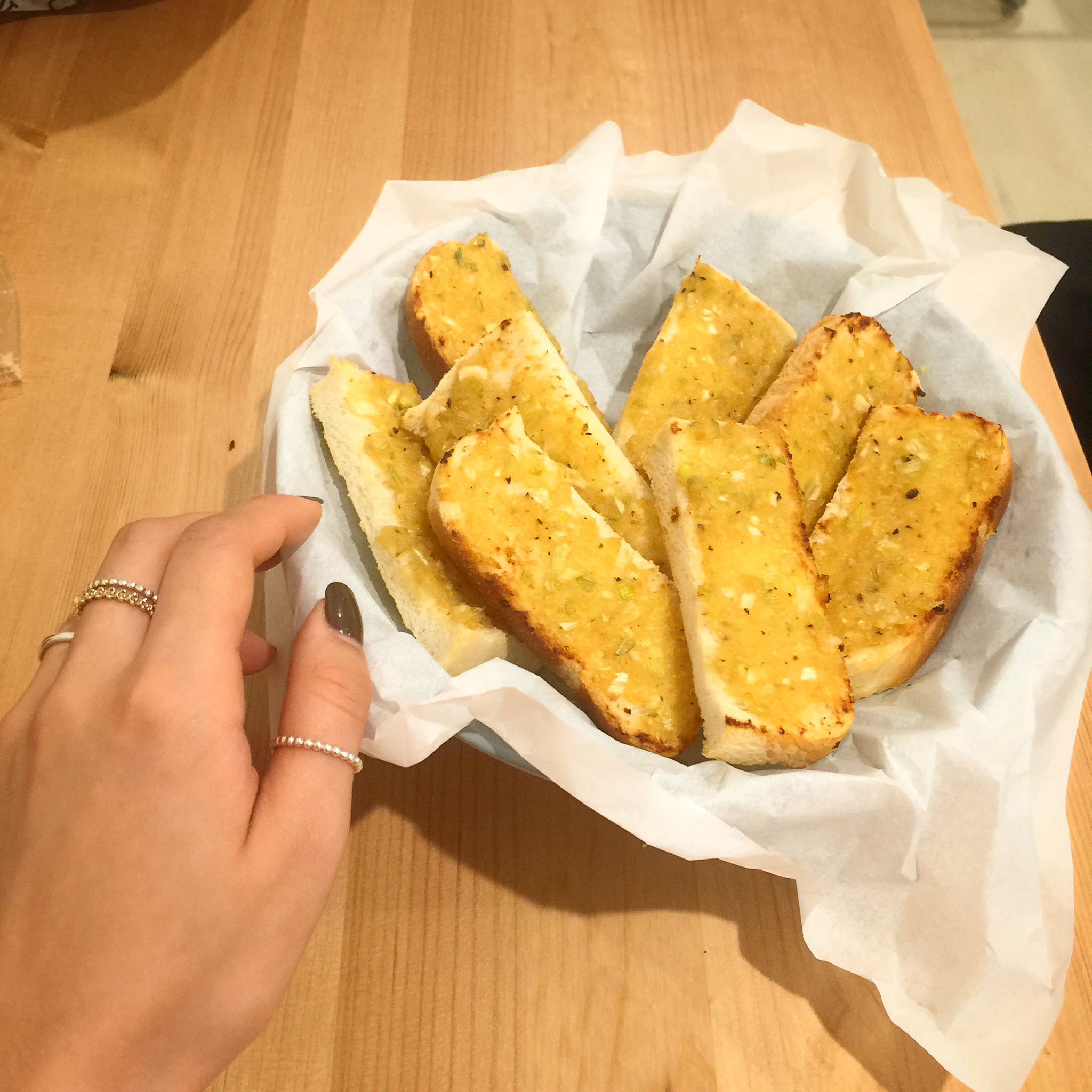 香蒜面包条
