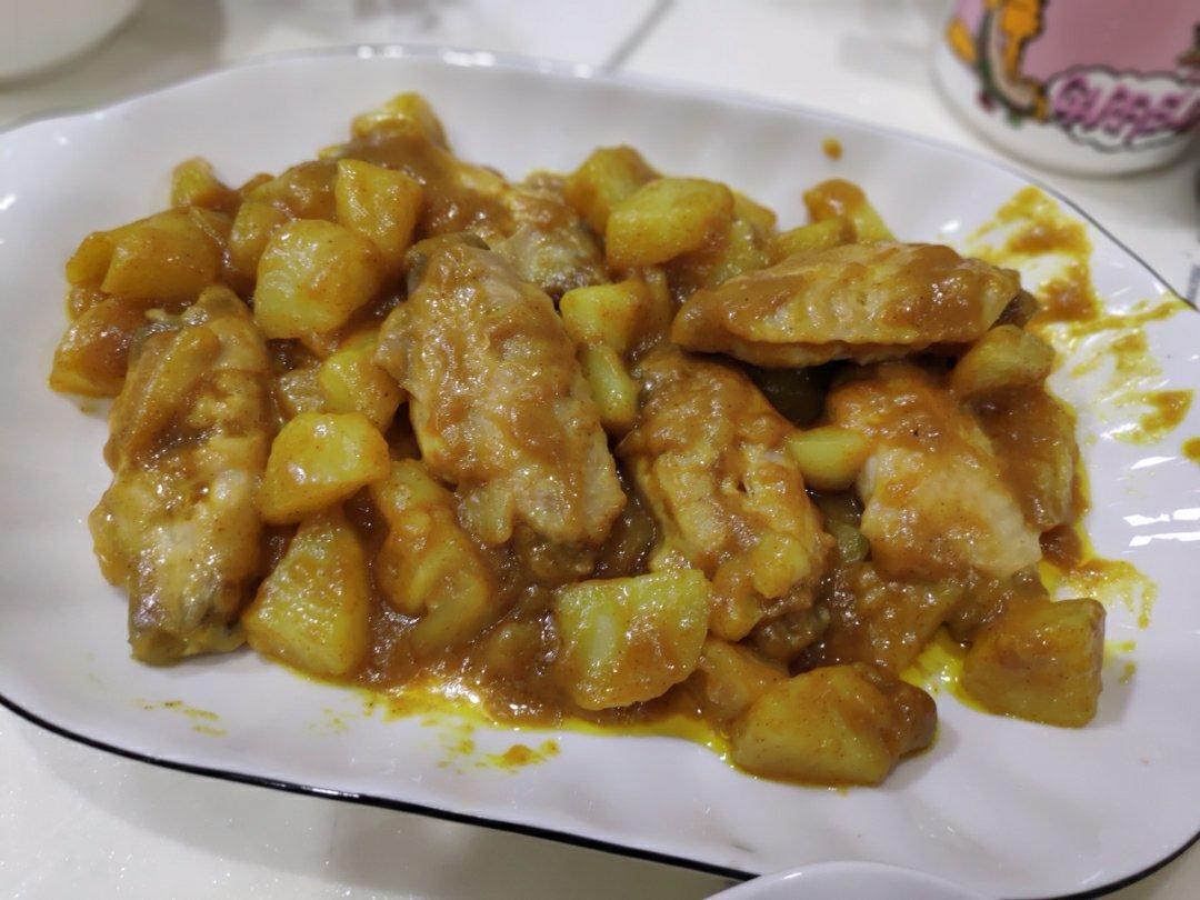 简单美味的土豆咖喱鸡翅