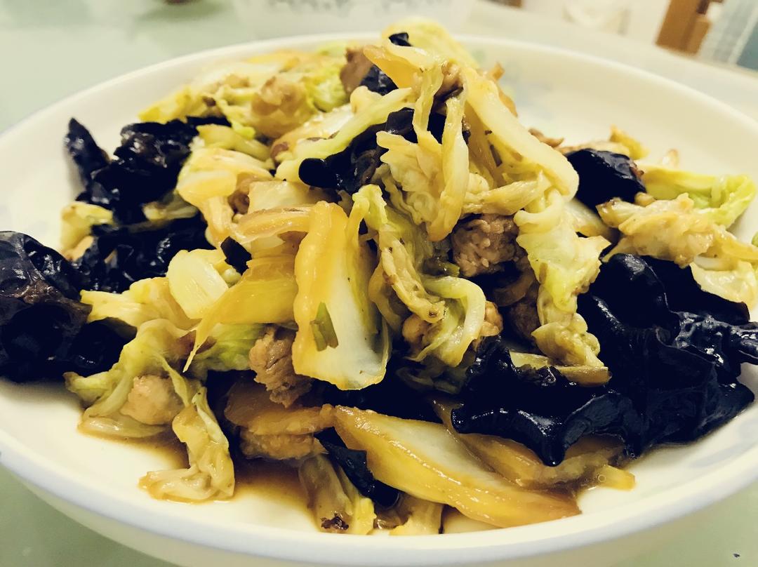 白菜炒木耳