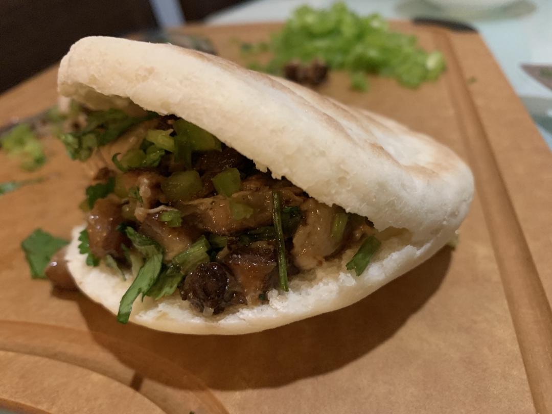 空心馍（肉夹馍）